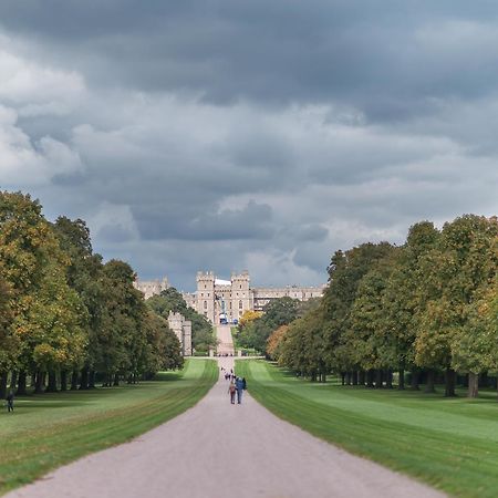 Central Windsor Apartment Facing The Castle Luaran gambar